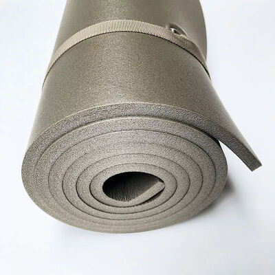 সামরিক স্টাইলের ক্যামোফ্লেজ ফোম কারেমাট স্লিপিং প্যাড, ক্যাম্পিং, হাইকিং এবং ব্যাকপ্যাকিংয়ের জন্য জলরোধী বহনযোগ্য স্ট্র্যাপ সহ